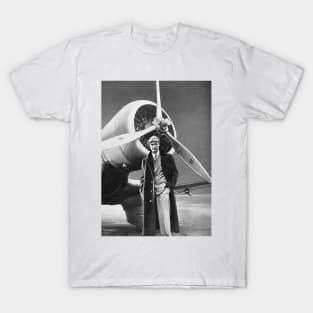 Howard Hughes, US aviation pioneer (H408/0388) T-Shirt